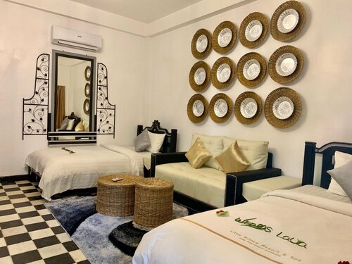 Petit Villa Boutique & Spa, Забронировать Курортный отель Отели Сиемреап с парковкой, Парковка