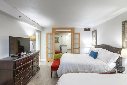 Custom Suites at the Jockey Club, Book Hotel 3-stjernede hoteller i Paradise., 3*
