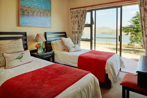 First Group Qwantani, Rezervovat Hotel Sterkfontein Dam Harrismith