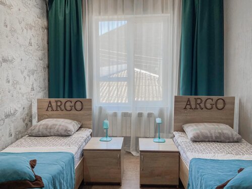 Argo Hotel, Reservar Hotel Yevpatoriya 