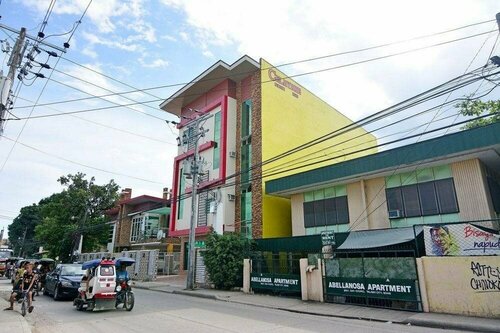 Celbyrne Pension Hauz, Reservar Hotel Hotéis em Cebu com Estacionamento, Estacionamento