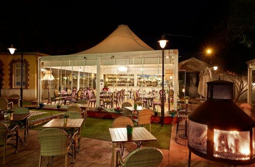 Villa Levante, Rezerwuj Willa Domki letniskowe w Izmir, Domek