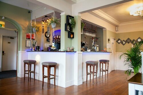 281 Restaurant And Rooms