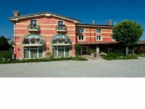 Hotel La Campagnola 1926, Забронировать Отель Отели Дзевио 3 звезды, 3*
