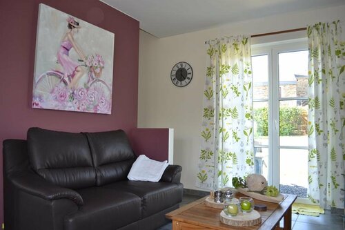Gîte La Clef des Champs, Забронировать Отель Либен Land of the High Lesse