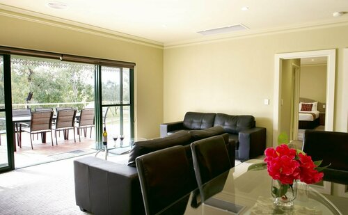 Yarrawonga Mulwala Golf Club, Забронировать Курортный отель Отели Малуола 3 звезды, 3*