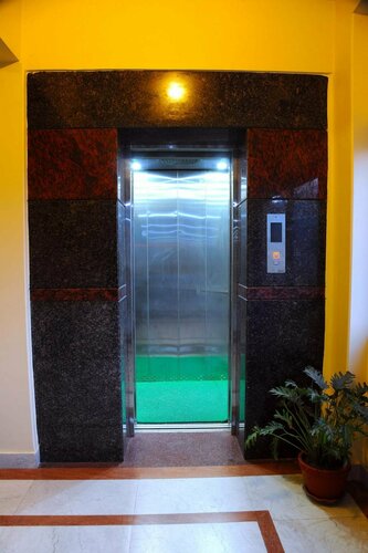 Hotel Queens Park, Забронировать Отель Покхара провинция Гандаки-Прадеш
