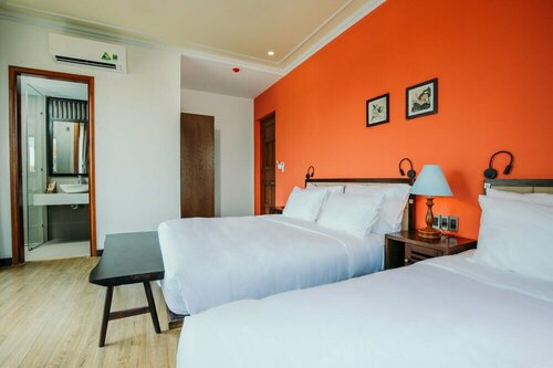 La An Central Boutique Villa, Забронировать Бутик-отель Отели Хойан с бассейном, рядом с Старый дом Тан Ки, Бассейн