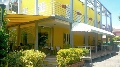Hotel Illi, Book Hotel Massa Apuana coast