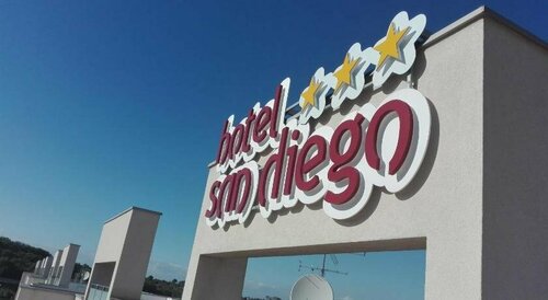 Hotel San Diego, Book Hotel Hoteller i Rende med parkering, Parkering