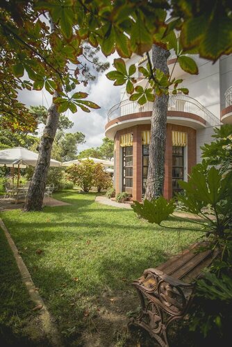 Villa Arizona, Забронировать Отель «постель и завтрак» Отели Червия 3 звезды, 3*