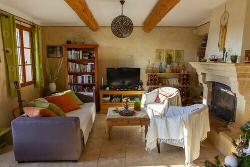 B&B Mas des Rabasses, Book Bed and Breakfast Hoteller i Rhône-Alps med parkering, Parkering