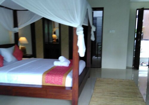 Lotus Villa Ubud, Забронировать Вилла Отели провинции Бали с парковкой, Парковка