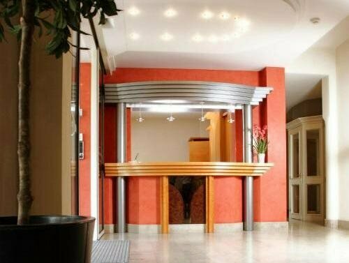 Ambassador Hotel, Prenota Hotel La Panne 