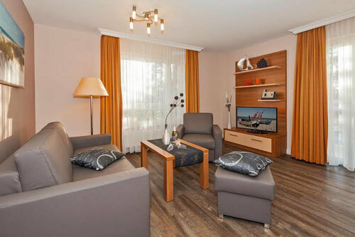 Strandhaus Aurell, Whg 1, Забронировать Отель Херингсдорф Узедом