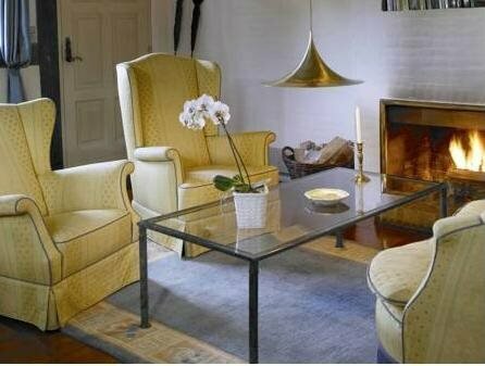 Falsled Kro, Book Hotel Hotels & Accommodations in Funen, Hotel