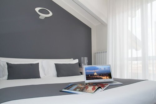 Pepes Home B&B, Prenota Bed & breakfast Hotel a Piemonte con parcheggio, Parcheggio
