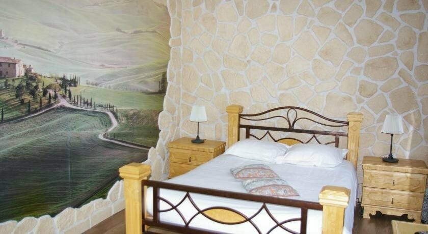 Queen Serenity Hotel