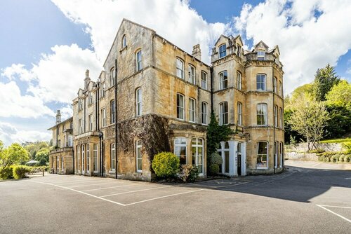 Limpley Stoke Hotel