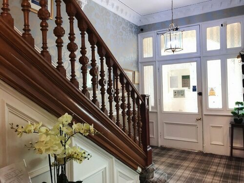 Alexander Guest House, Boek Pension Hotels in Lothian met parkeren, Parkeren
