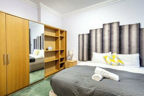 Gatwick Inn Hotel, Buchen Sie Hotel Surrey England