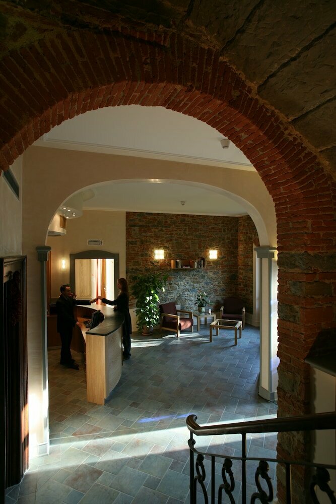 Hotel Villa Betania - Hotel con Parcheggio Gratuito