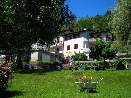 Hotel Rondanino, Забронировать Отель Ланцо-д'Интельви Озеро Лугано
