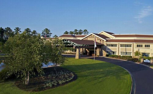 Auburn Marriott Opelika Resort & Spa at Grand National, Réserver Complexe hôtelier Hôtels à Alabama avec parking, Parking
