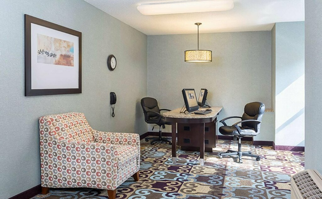 MainStay Suites