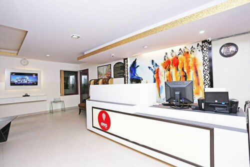 Hotel Delhi Airport Stay Vila, Забронировать Отель Отели Нью-Дели с бассейном, Бассейн