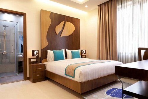 Noon Hotel Apartments, Забронировать Апартаменты/квартира Отели Эмирата Дубая с парковкой, Парковка