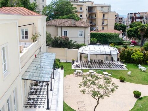 Hotel Villa Fanny, Забронировать Отель Кальяри Южная Сардиния, рядом с Башня Торре-дель-Элефанте