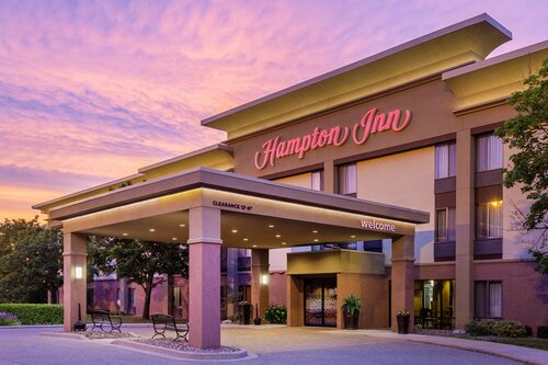 Hampton Inn Eau Claire, Забронировать Отель Отели О-Клэр с бассейном, рядом с HSHS Sacred Heart Hospital, Бассейн
