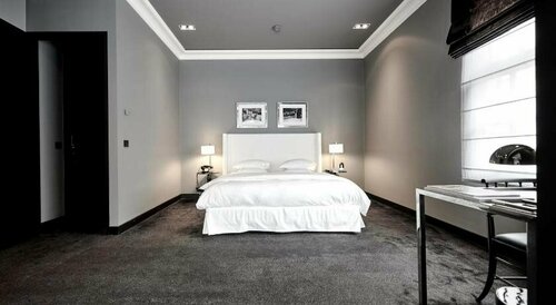 Hotel Odette en Ville, Забронировать Отель Отели Брюссельского столичного региона с парковкой, рядом с Станция метро Louise, Парковка