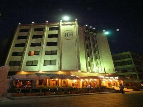 Grand Homs, Rezerwuj Hotel Hotele w Homs z parkingiem, Parking