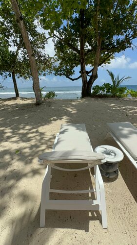 Avani Barbarons Seychelles Resort, Prenota Resort Grand'Anse Mahe, vicino a Barbarons Beach