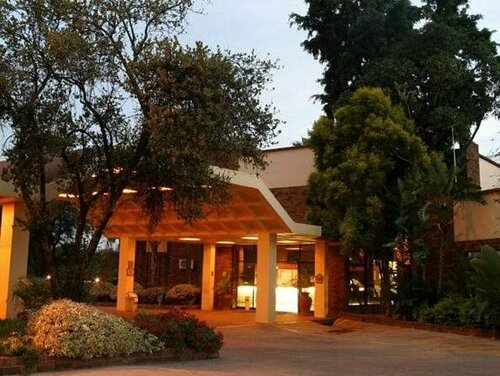 Park Hotel Mokopane, Забронировать Отель Мокопане Waterberg