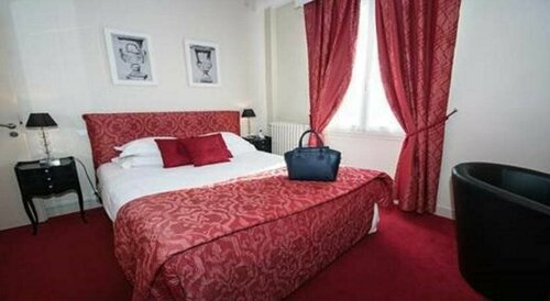 Le Boeuf Couronné - Hôtel & Restaurant Chartres- Logis Hotels, Забронировать Отель Шартр Eure-et-Loir