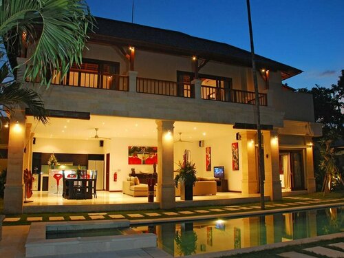 Villa Zanissa, Rezerwuj Willa Hotele w Bali z Basenem, Basen