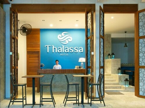 Thalassa, Забронировать Отель Пляж Саири Тау, рядом с Sairee Plaza