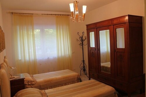 B&b Grace LAquila, Prenota Hotel LʼAquila 