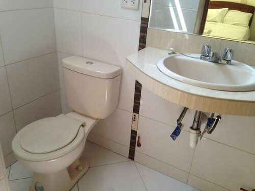 Hostal Mar de Plata, Забронировать Отель Чиклайо Ламбайеке