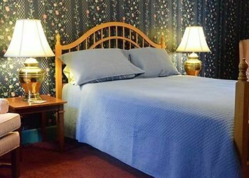 The Inn at Tamayo, Book Hotel Saugerties Ulster County