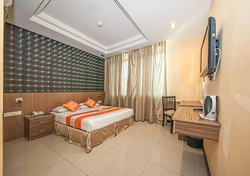 La Viva Hotel by Oyo Rooms