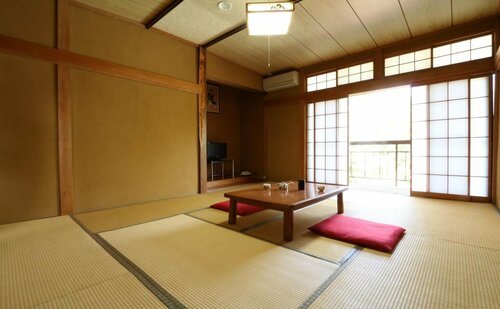 Minshuku Miyama, Buchen Sie Pension Yamanouchi Shimotakai