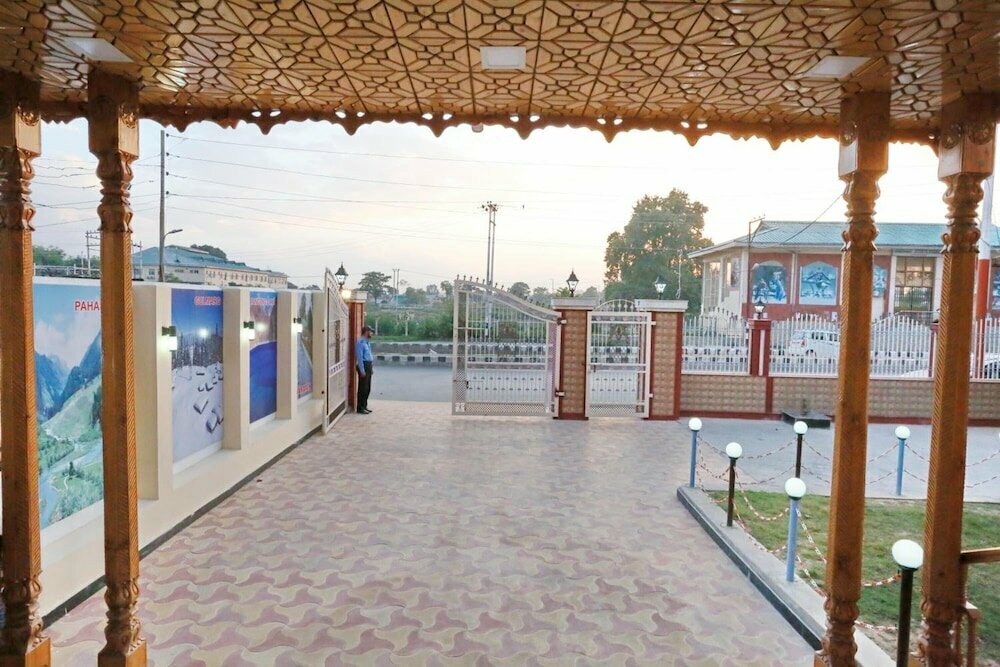 Hotel Shefaf-Best Hotel in Kashmir