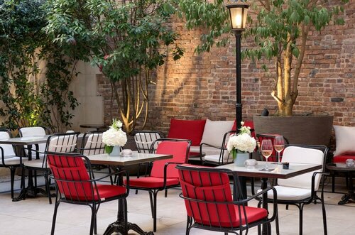 Hotel Bowmann, a Small Luxury Hotel of the World, Забронировать Отель 8-й округ: Елисейские поля Париж