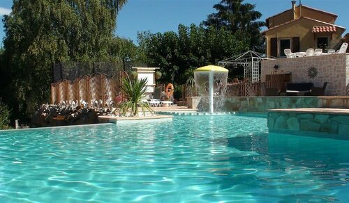 Camping Bellevue, Rezervasyon Kamp Alanı Corbières kamp ve glamping, Kamp Alanı
