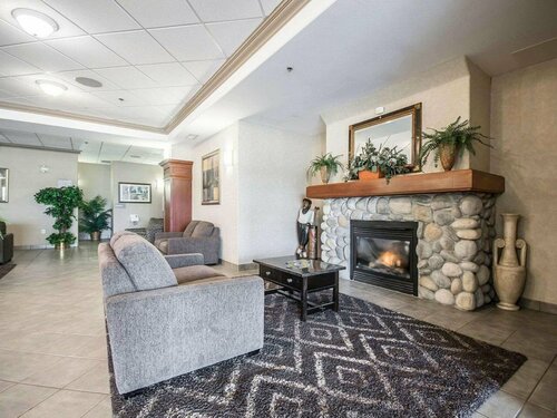 Comfort Inn & Suites, Réserver Hôtel Hôtels 4 étoiles à Colombie-Britannique, 4*