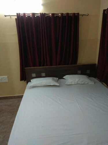 Goroomgo New Moon Inn Puri1024, Prenota Hotel Puri Orissa